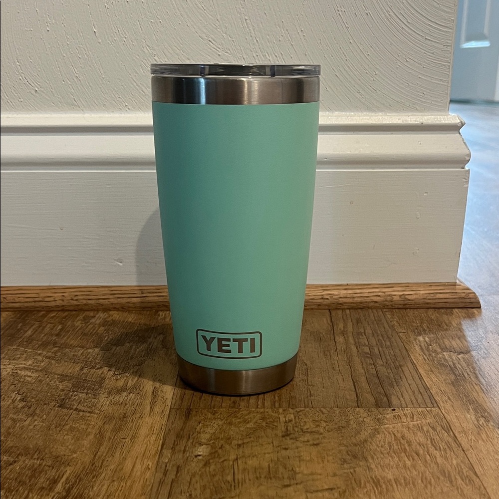 Yeti Rambler Tumbler in Seafoam Mint and Stainless